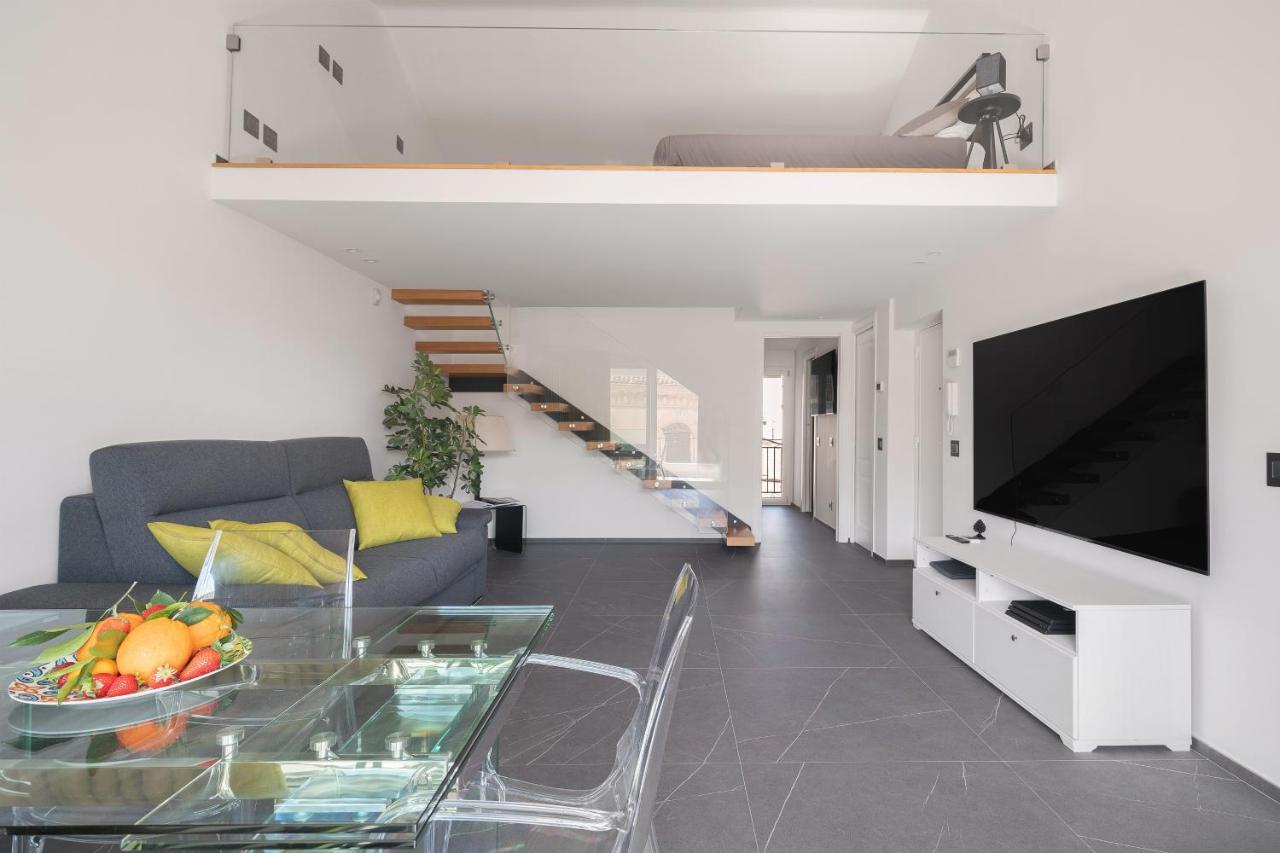Archimedes Luxury Apartment With Terrace Palermo Exterior photo