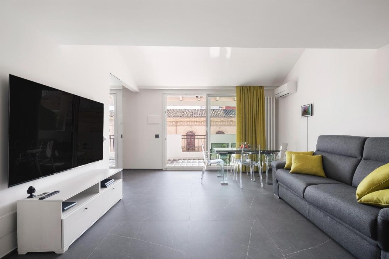 Archimedes Luxury Apartment With Terrace Palermo Exterior photo